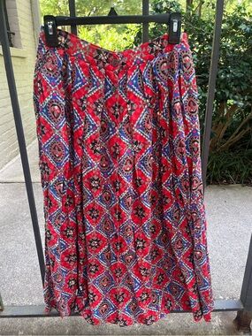 VTG Liz Claiborne Red Button-Up Maxi Skirt - Small